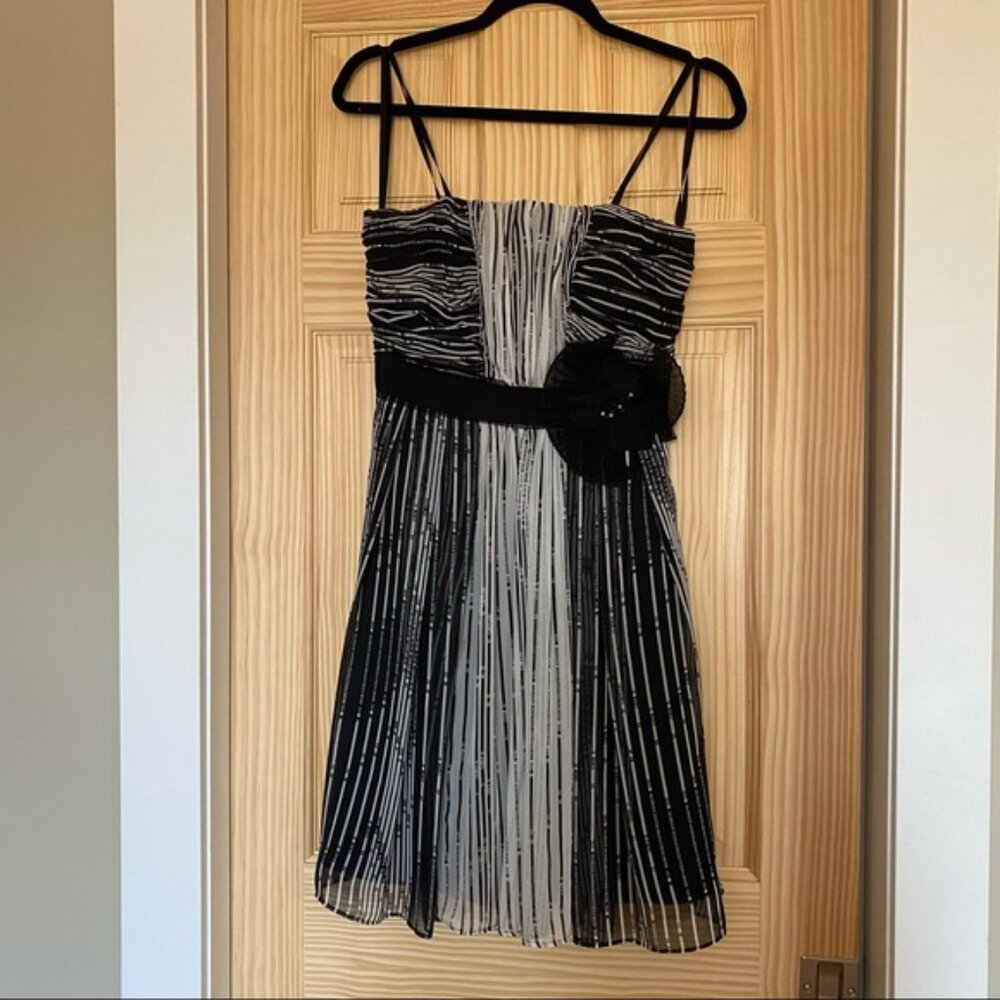 Max And Cleo Patterned Strapless Chiffon Dress Fl… - image 2